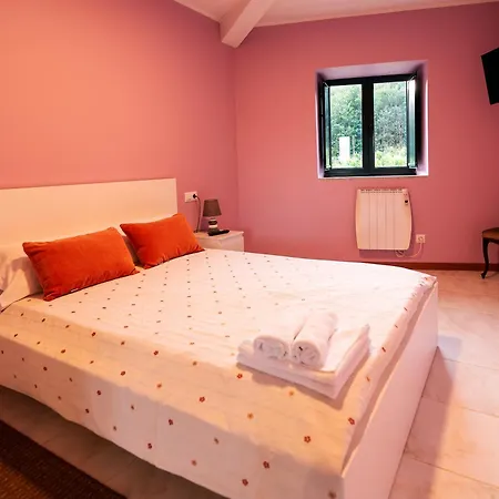 Holiday home A Bruxina De Toldaos